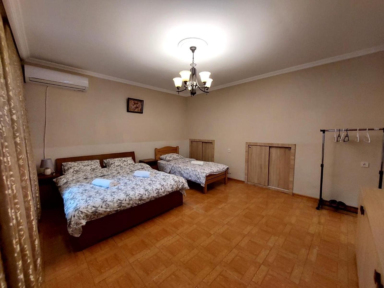 Geo Kutaisi Apartment Bagian luar foto